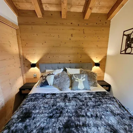 4* Avec 2 Suites, Balcon, Garage, Acces Rapide Aux Pistes, Wifi - Fr-1-598-139 Daire