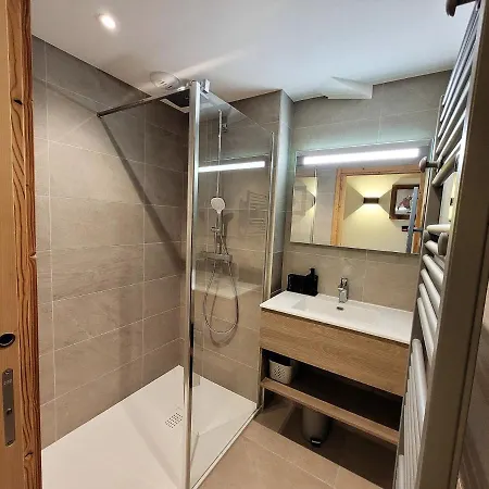 4* Avec 2 Suites, Balcon, Garage, Acces Rapide Aux Pistes, Wifi - Fr-1-598-139 * Les Gets